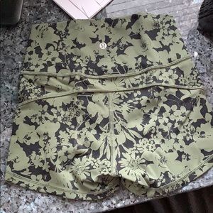Lulu lemon shorts